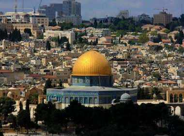 Saeb Erekat, Top Palestinian Peace Negotiator with Israel, Dies at 65